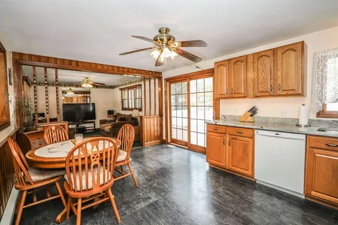 5 Glenside Drive Pelham NH 03076