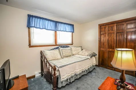 5 Glenside Drive Pelham NH 03076