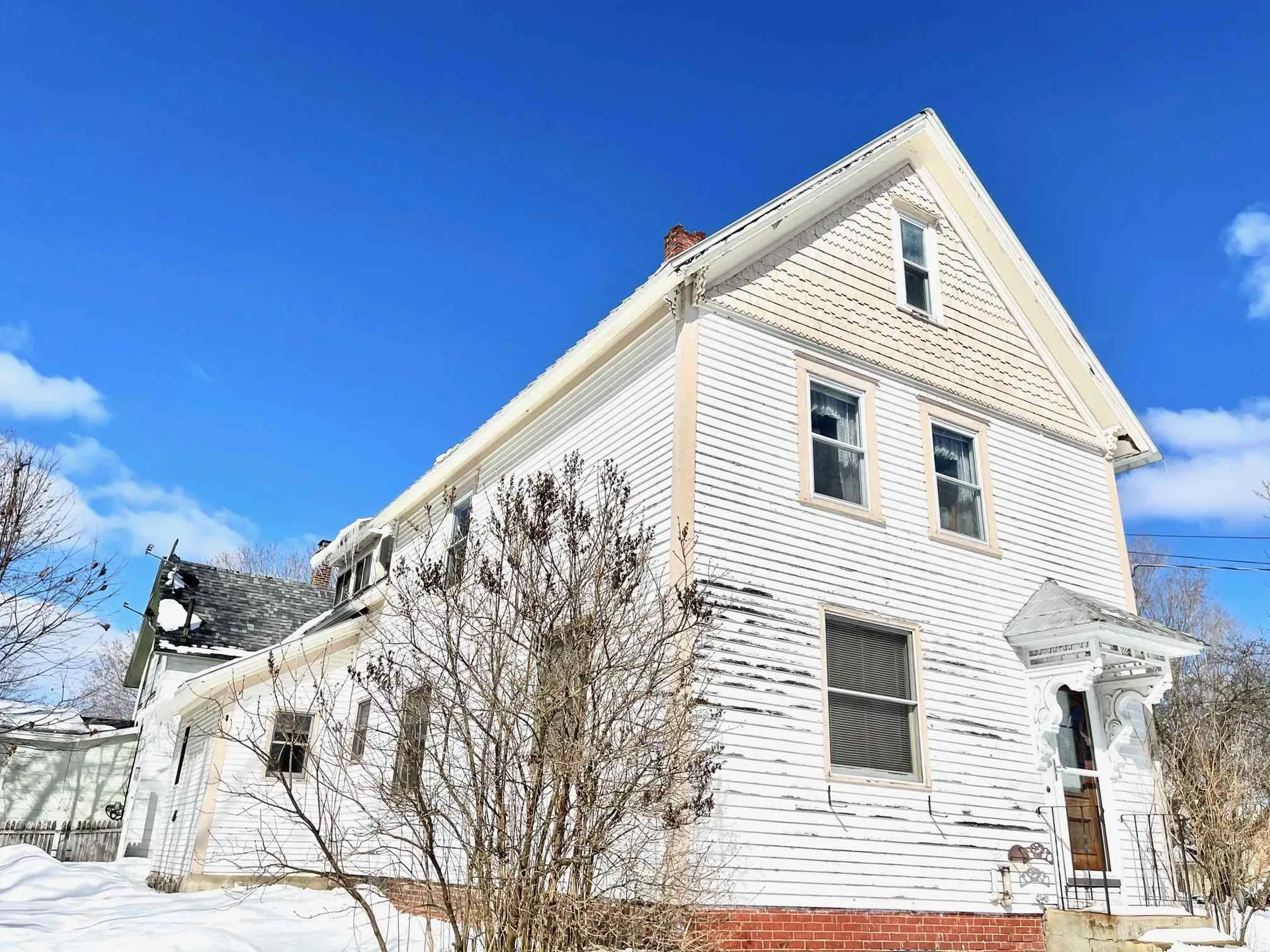 2 Maple Street Hillsborough NH 03244