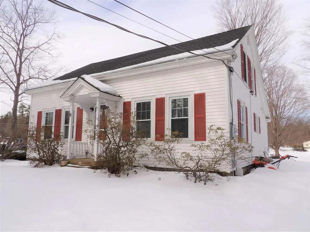 45 Salisbury Road Franklin NH 03235
