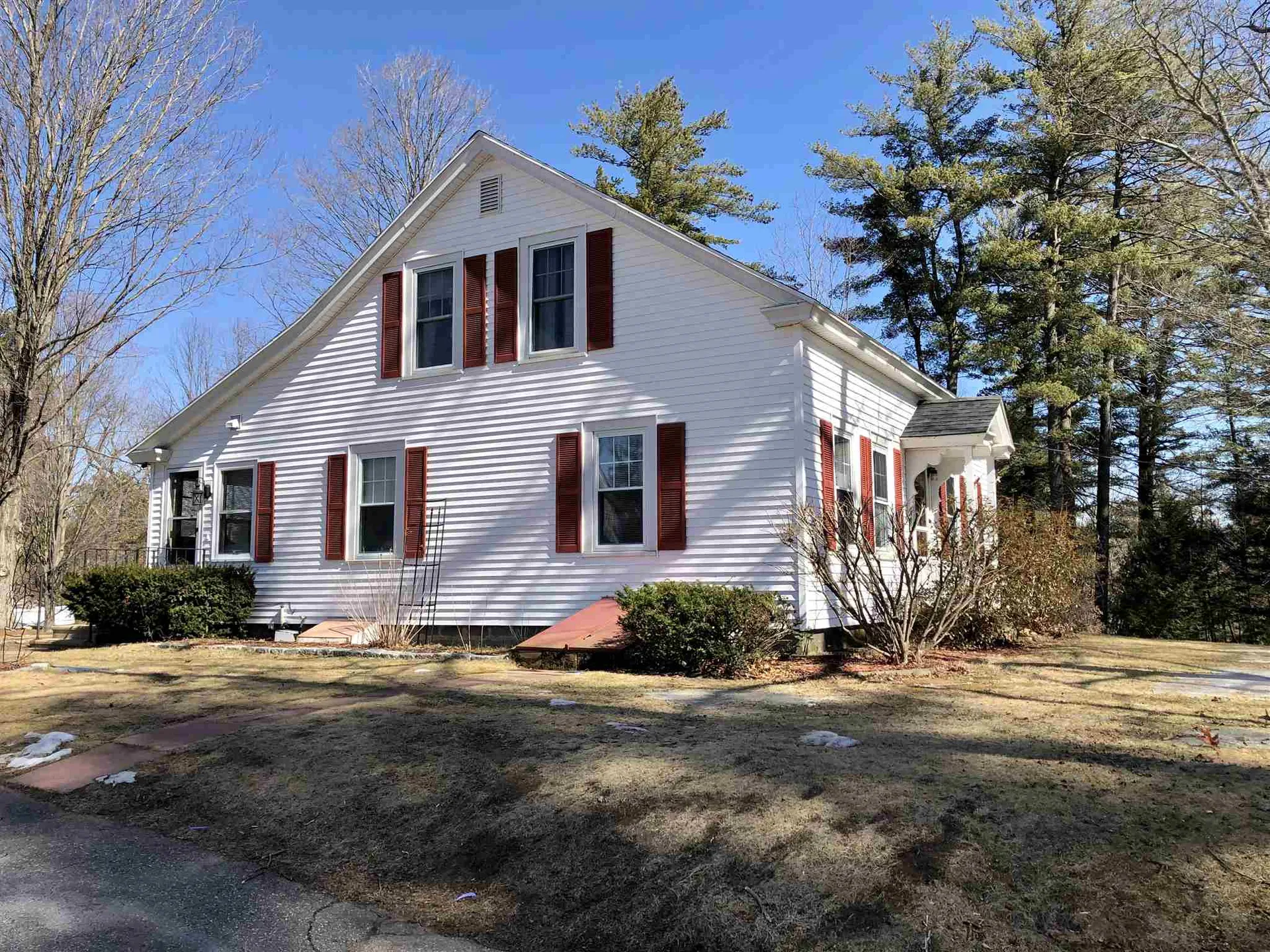 45 Salisbury Road Franklin NH 03235