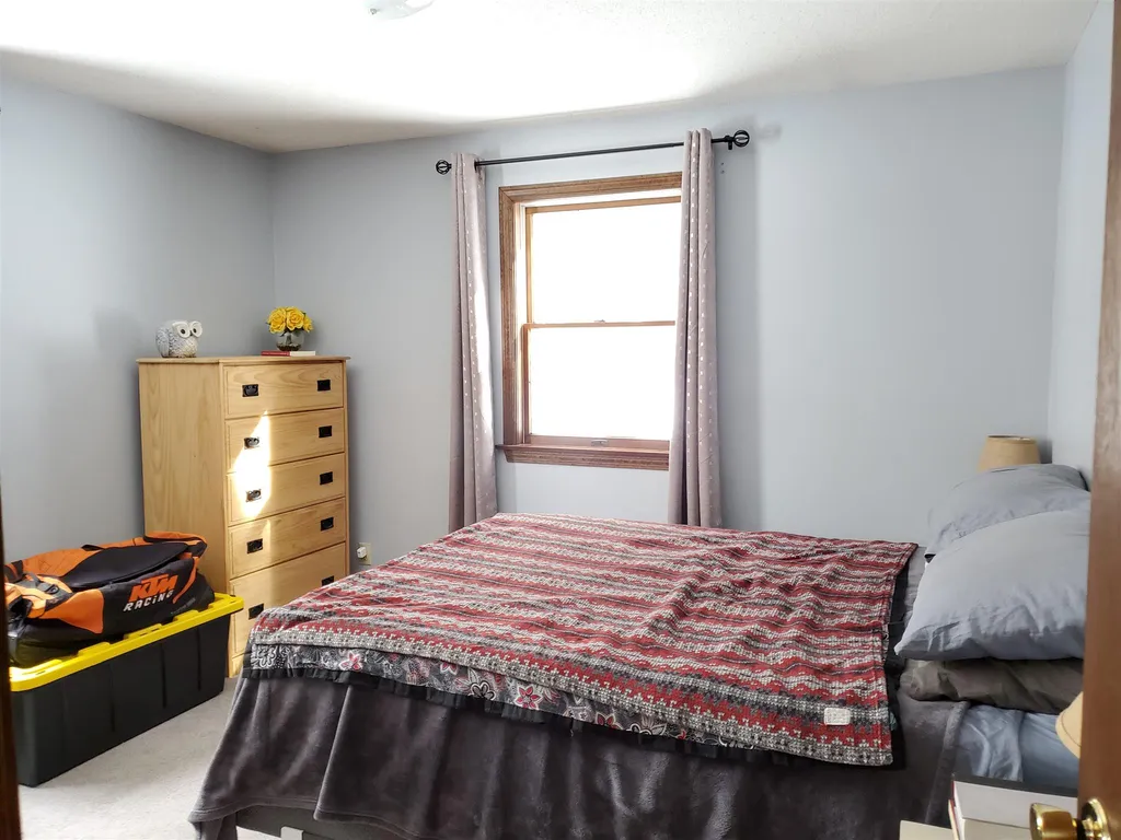 21 Deer Run Enfield NH 03748