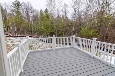 7b Horizon Drive Londonderry NH 03053