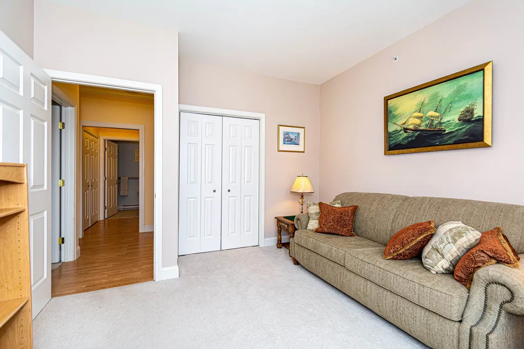 5 Sally Sweets Way Salem NH 03079