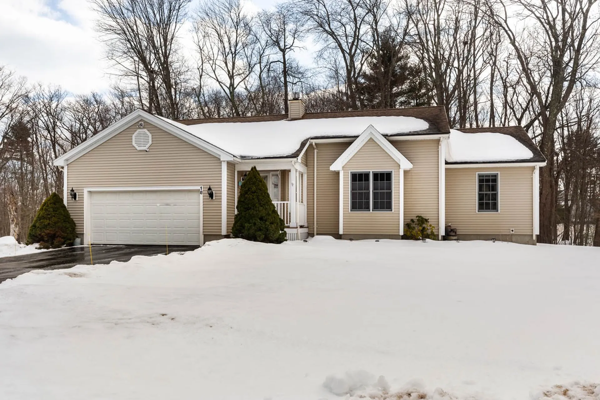 18 Marshview Circle Seabrook NH 03874
