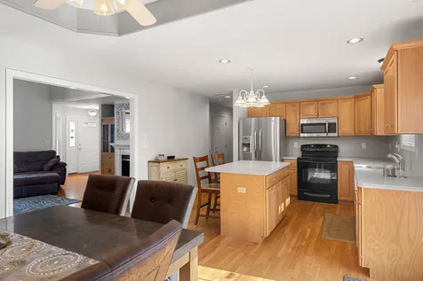18 Marshview Circle Seabrook NH 03874