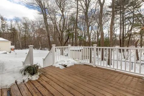 18 Marshview Circle Seabrook NH 03874