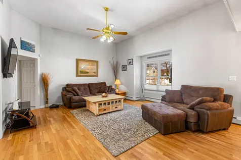 18 Marshview Circle Seabrook NH 03874