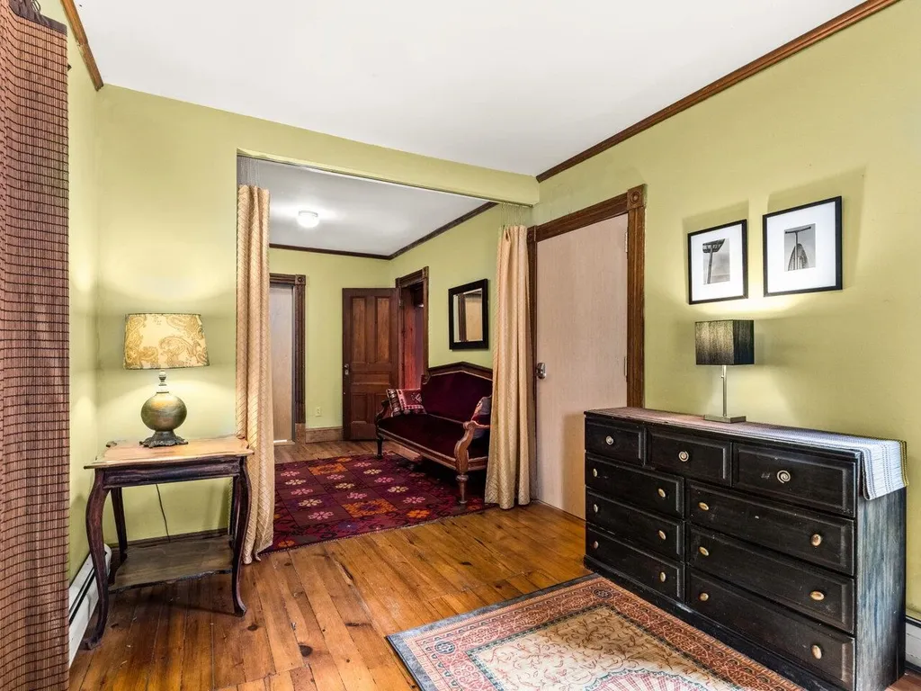 27 Inn Road Charlotte VT 05445