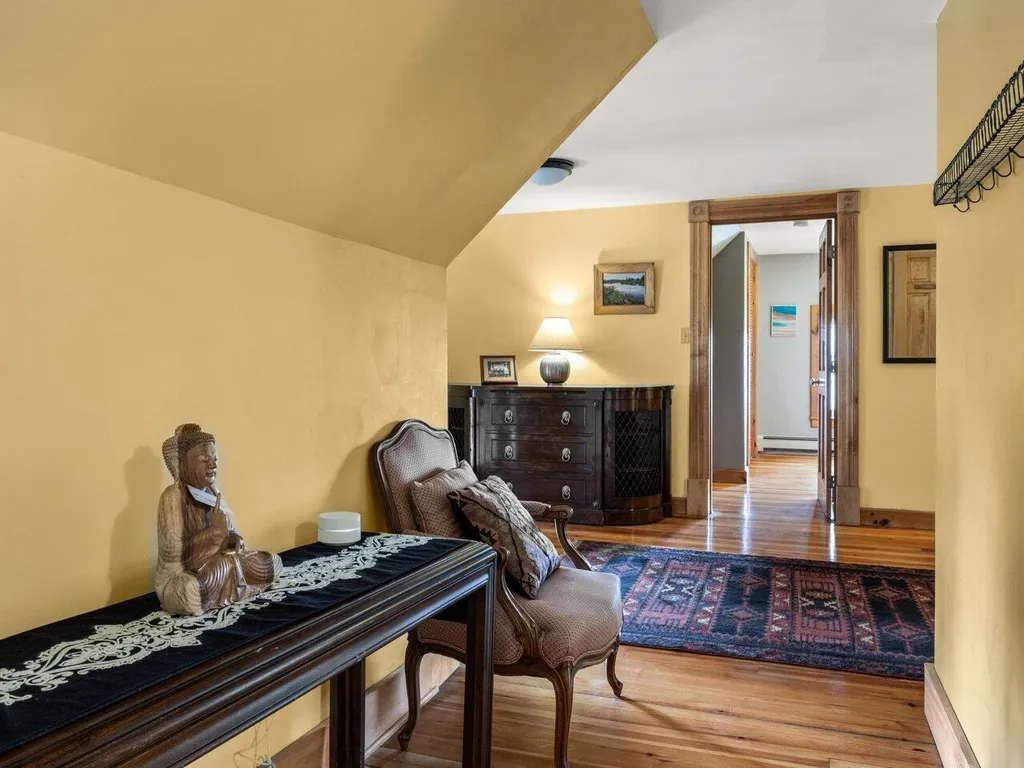27 Inn Road Charlotte VT 05445