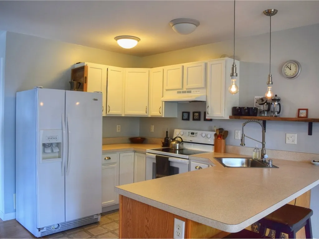 354 Manhattan Drive Burlington VT 05401
