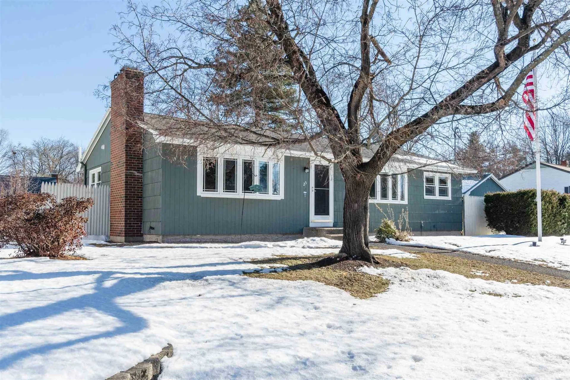 25 Watson Street Nashua NH 03064