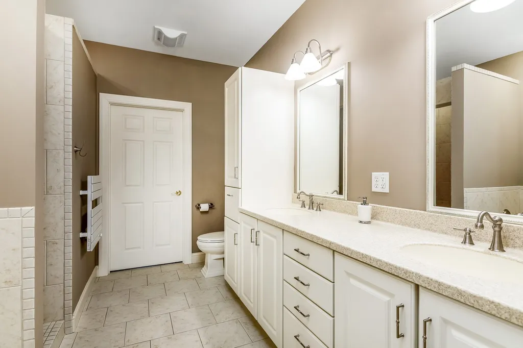 256 Michael Lane Williston VT 05495