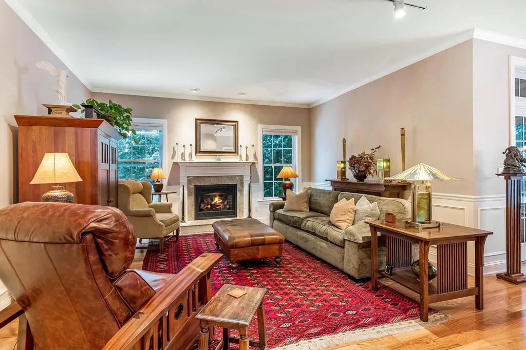 256 Michael Lane Williston VT 05495