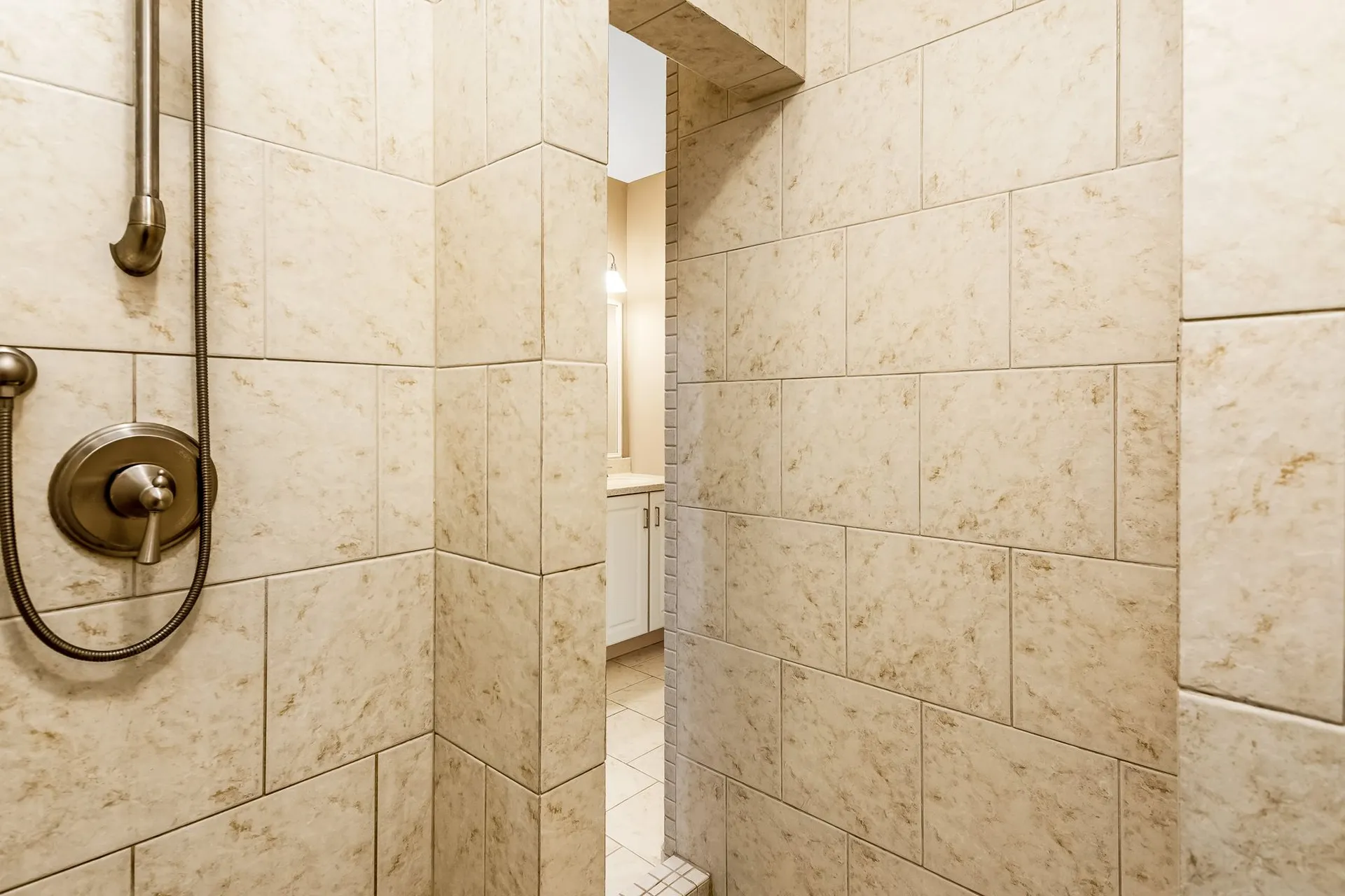 256 Michael Lane Williston VT 05495