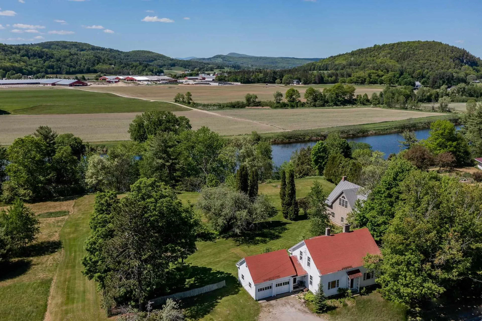 1363 Dartmouth College Highway Orford NH 03777