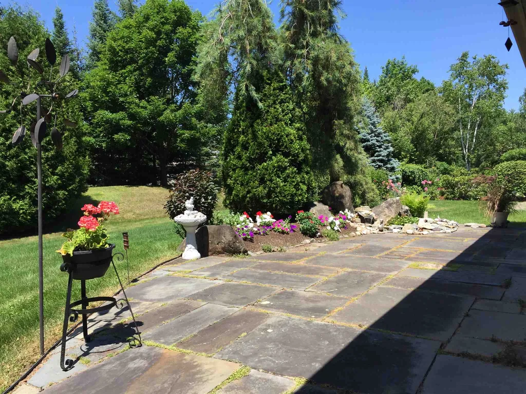 372 Meadowrun Road Williston VT 05495