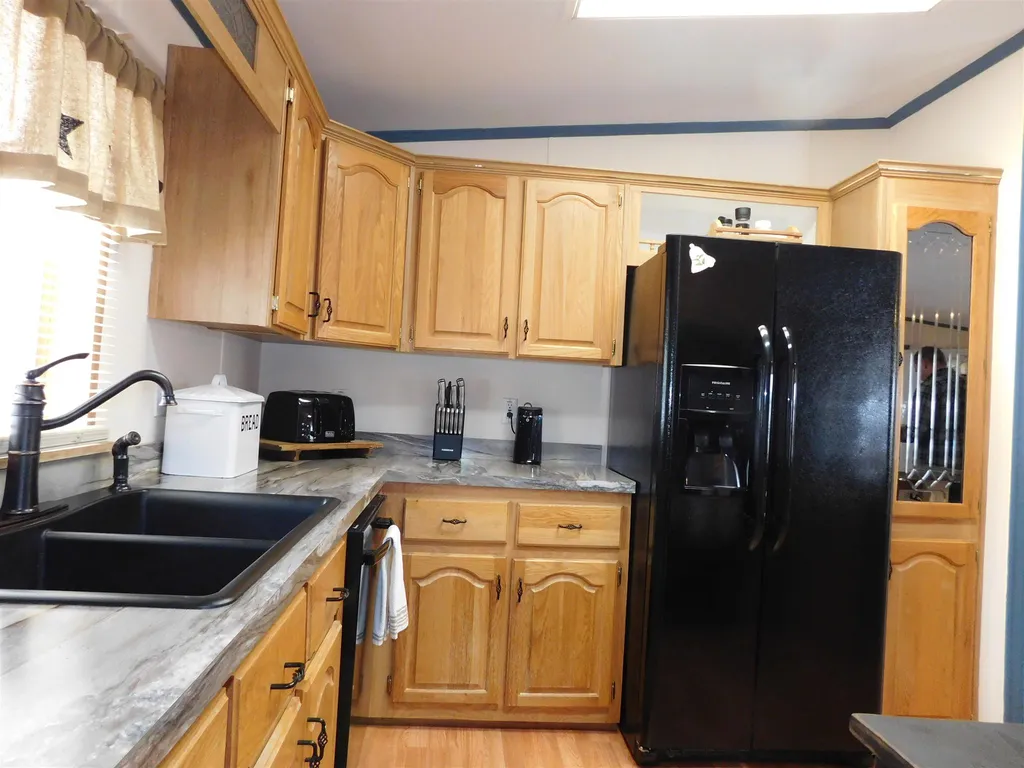 82 Eagle Drive Rochester NH 03868