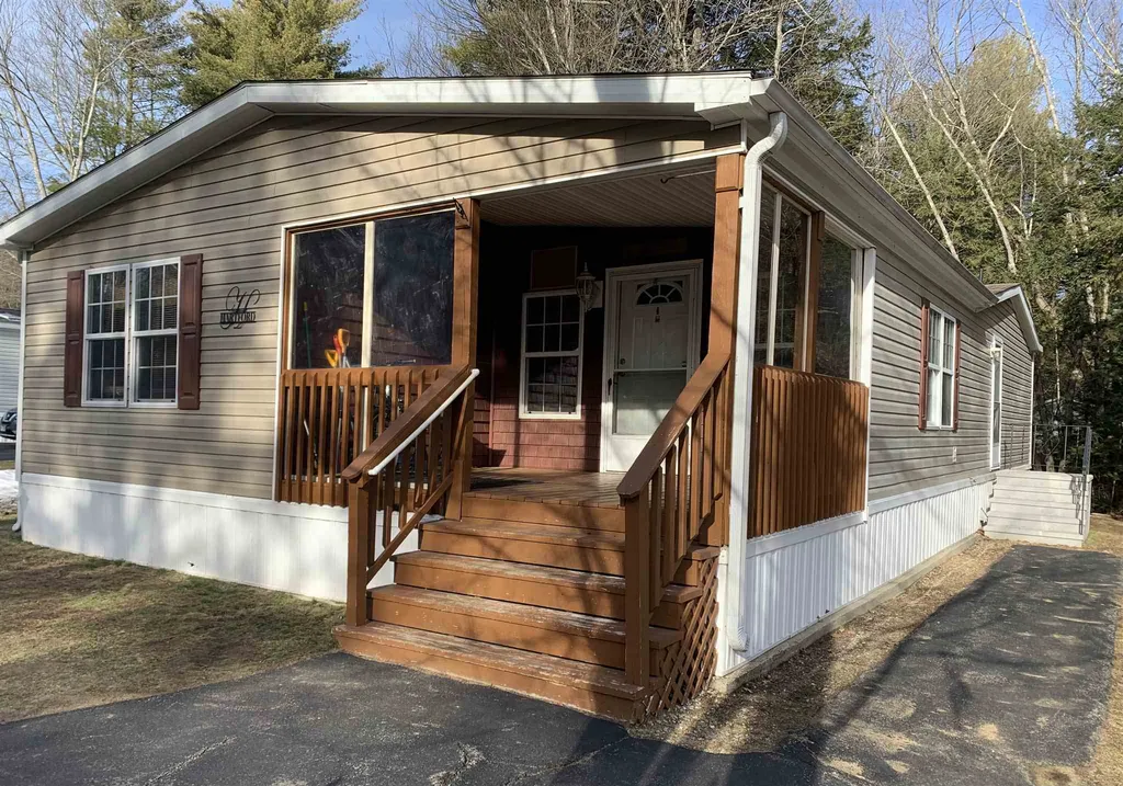 82 Eagle Drive Rochester NH 03868