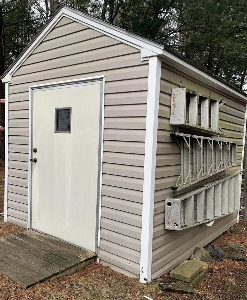 82 Eagle Drive Rochester NH 03868