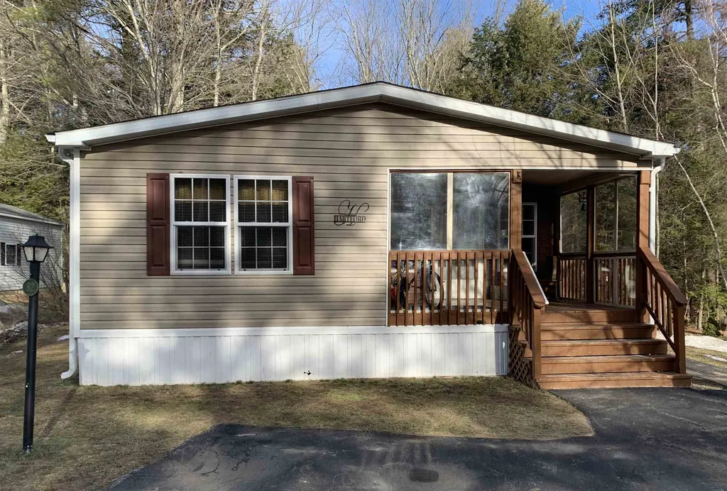 82 Eagle Drive Rochester NH 03868