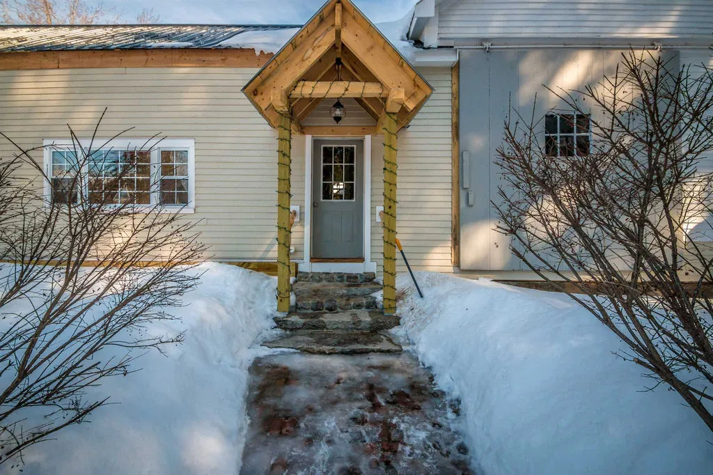 917 Main Street Fryeburg ME 04037