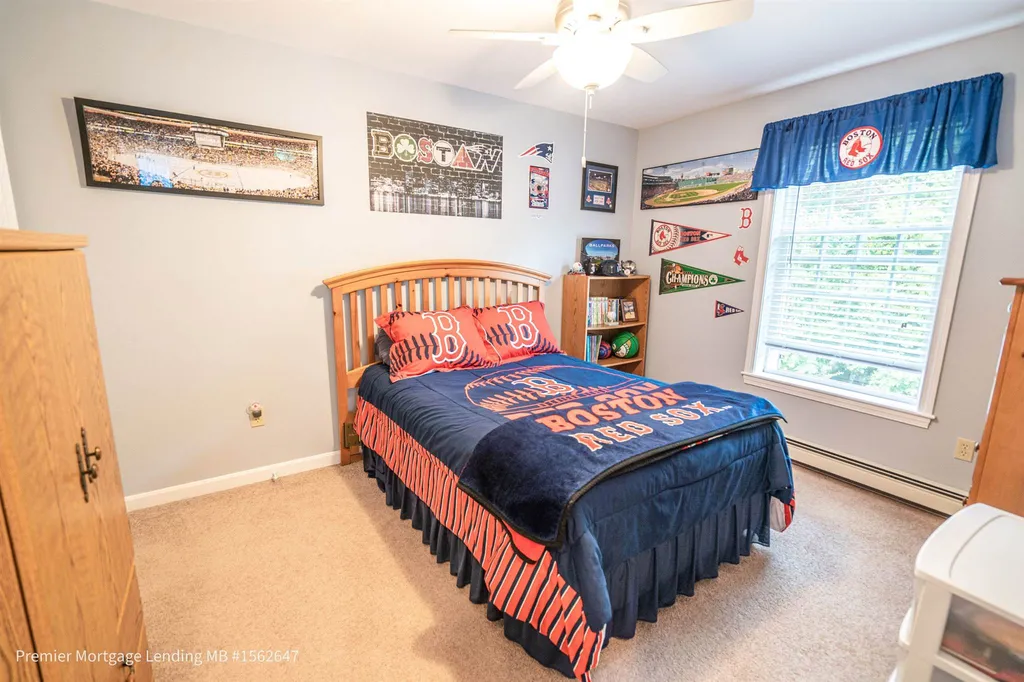 132 Ridgetop Lane Henniker NH 03242