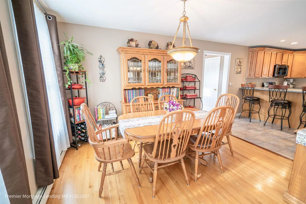 132 Ridgetop Lane Henniker NH 03242