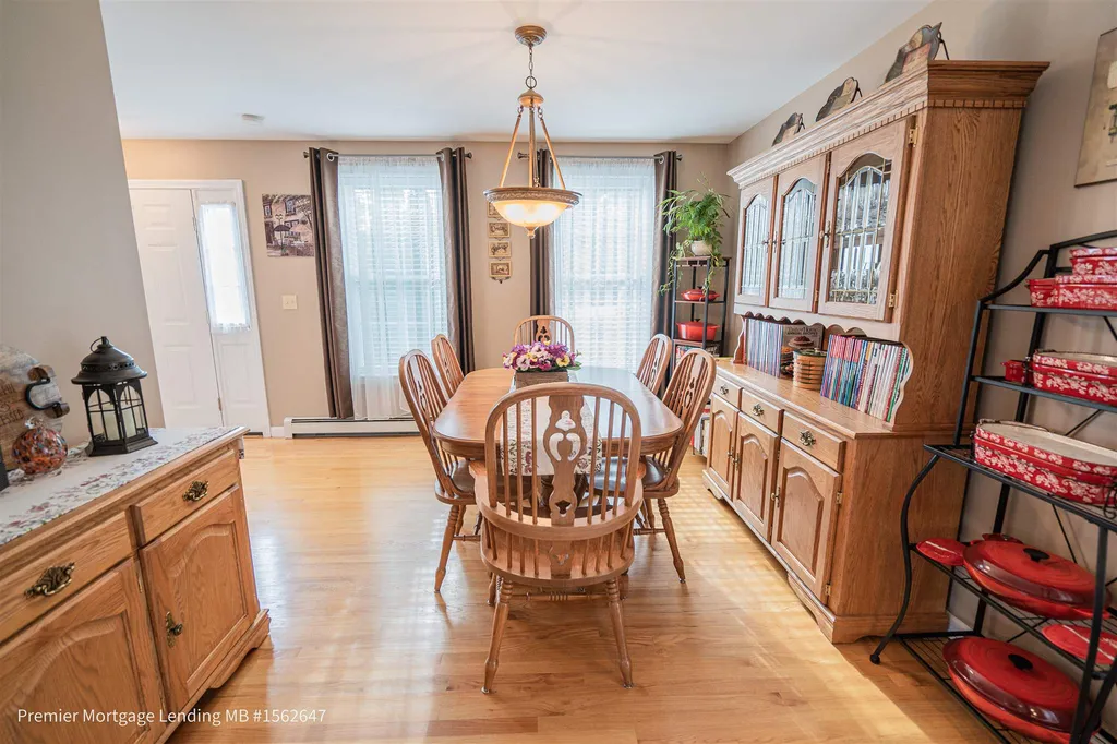 132 Ridgetop Lane Henniker NH 03242