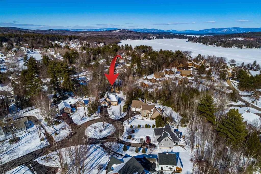 22 Exeter Place Laconia NH 03246