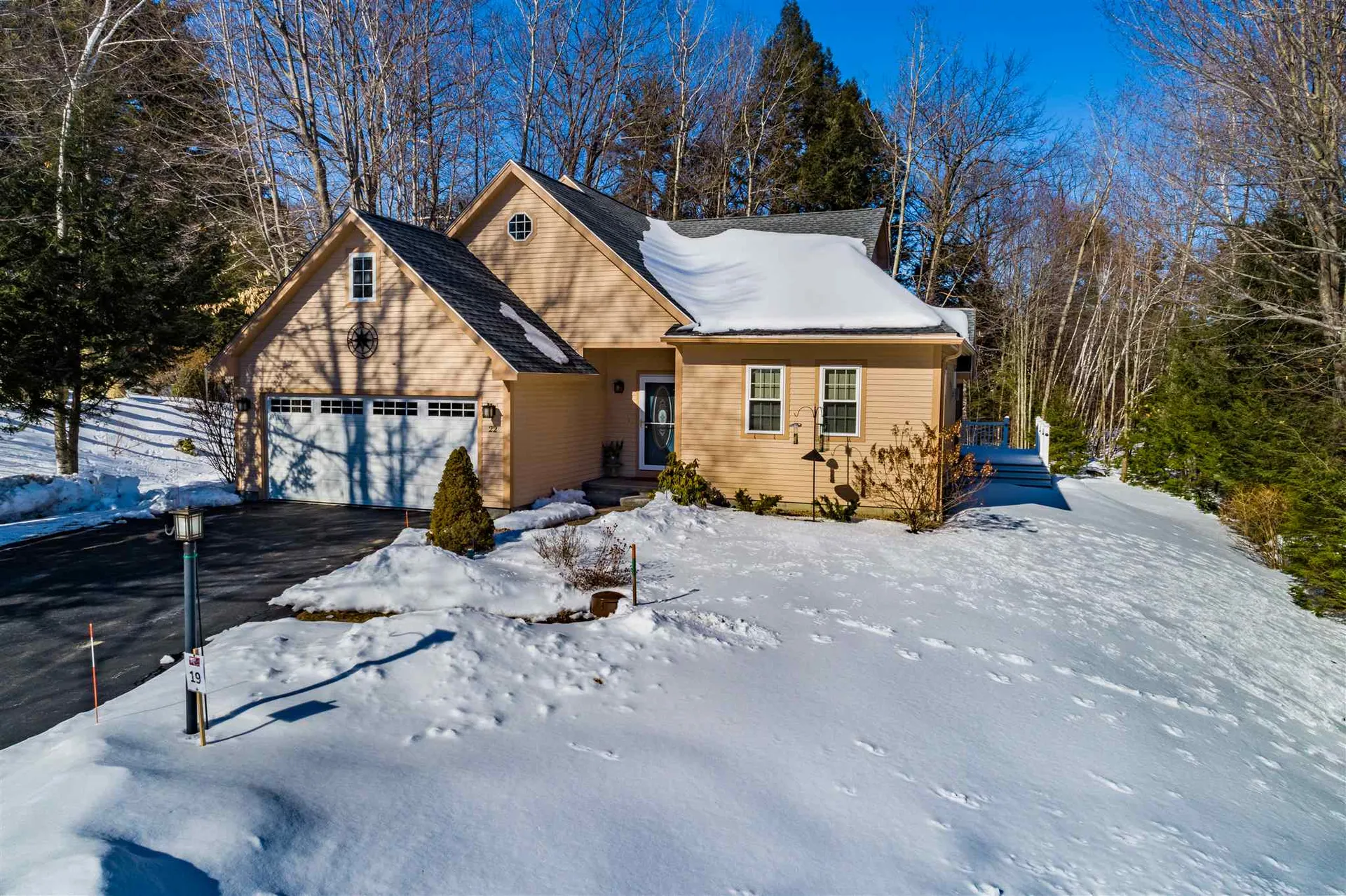 22 Exeter Place Laconia NH 03246