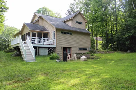 22 Exeter Place Laconia NH 03246
