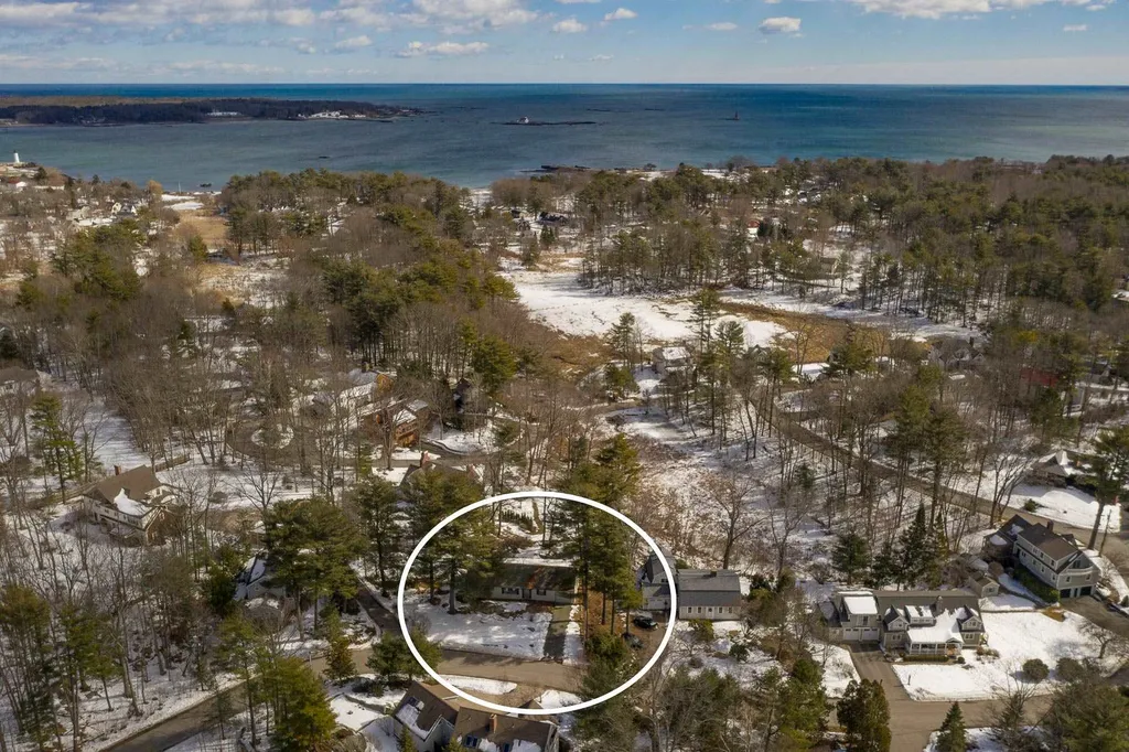 63 Walton Road New Castle NH 03854