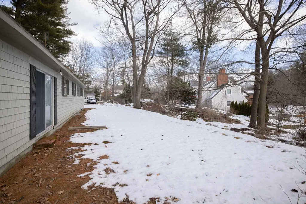 63 Walton Road New Castle NH 03854
