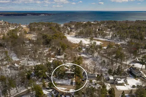 63 Walton Road New Castle NH 03854