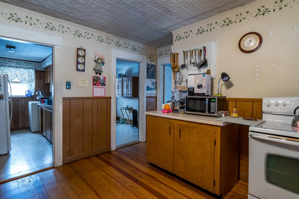 351 Orange Street Manchester NH 03104