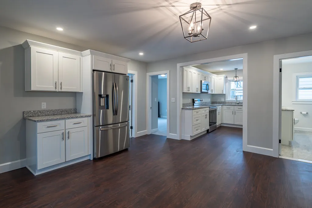 351 Orange Street Manchester NH 03104