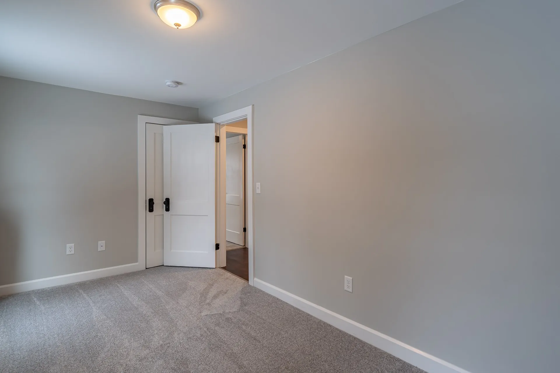 351 Orange Street Manchester NH 03104