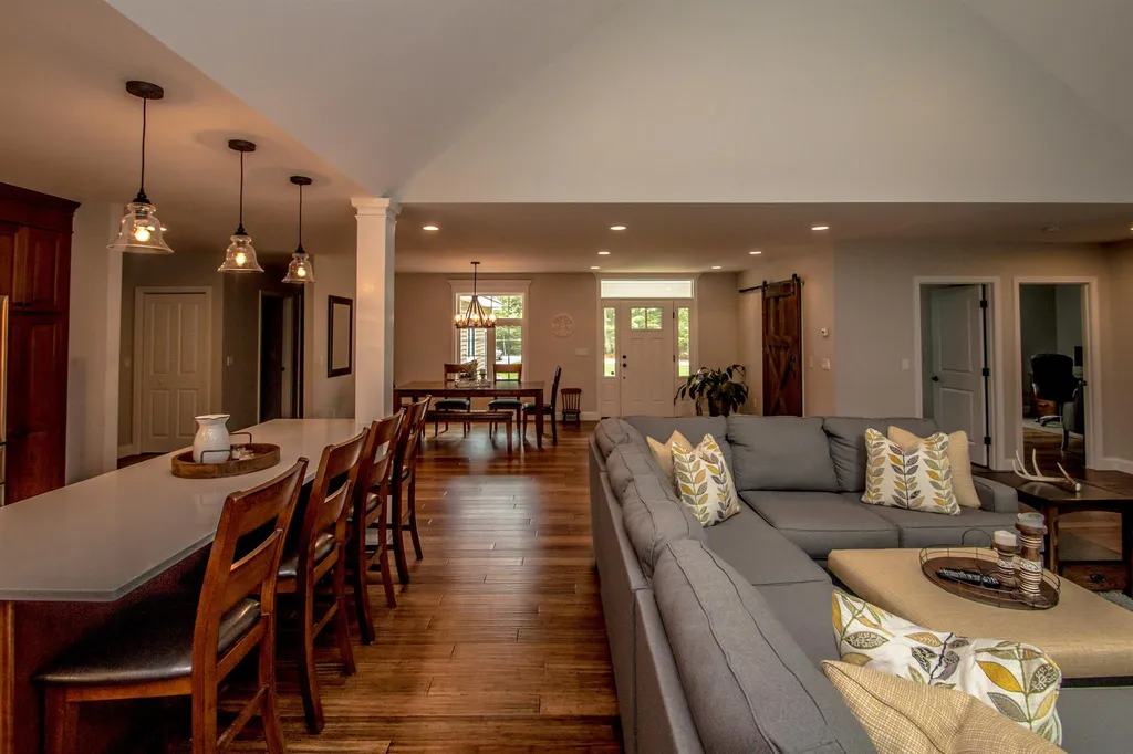 344 Dandiview Road Conway NH 03860