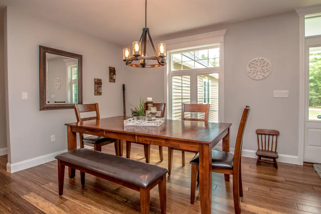 344 Dandiview Road Conway NH 03860