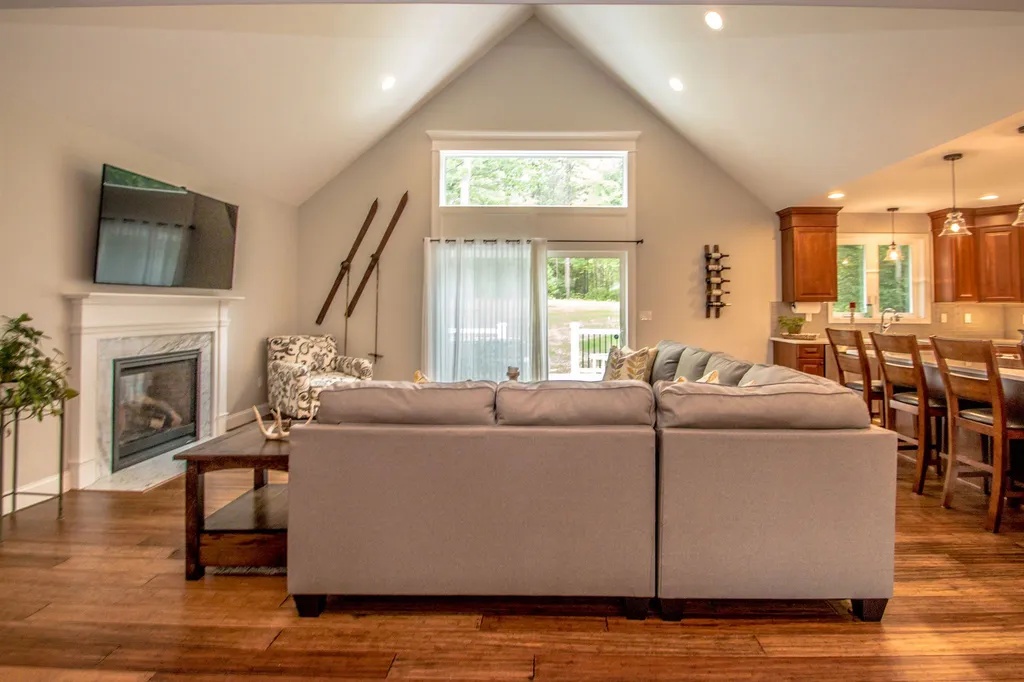 344 Dandiview Road Conway NH 03860