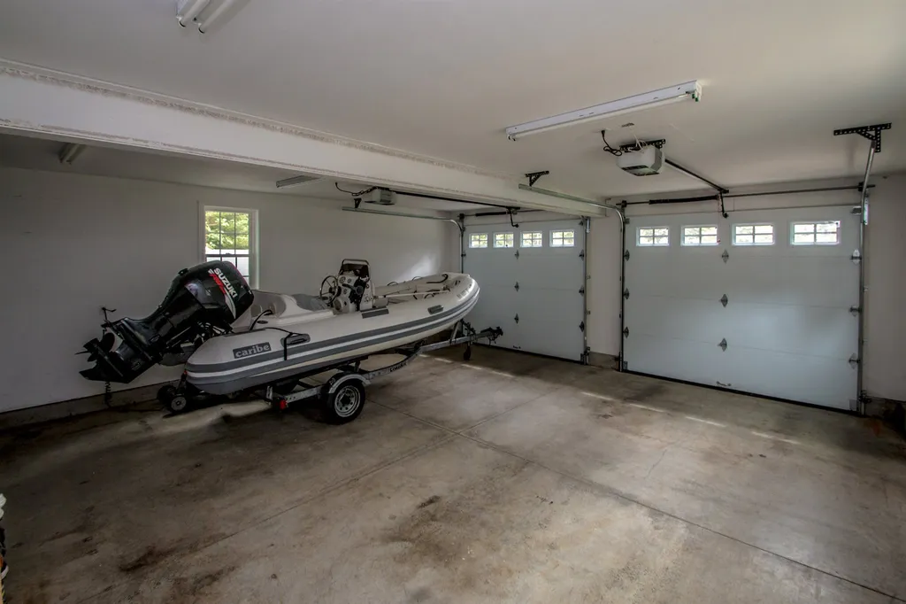 344 Dandiview Road Conway NH 03860