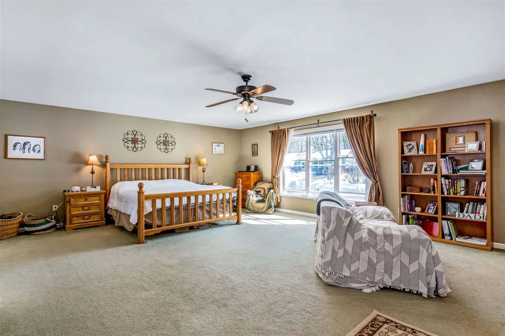 418 Oak Circle Colchester VT 05446