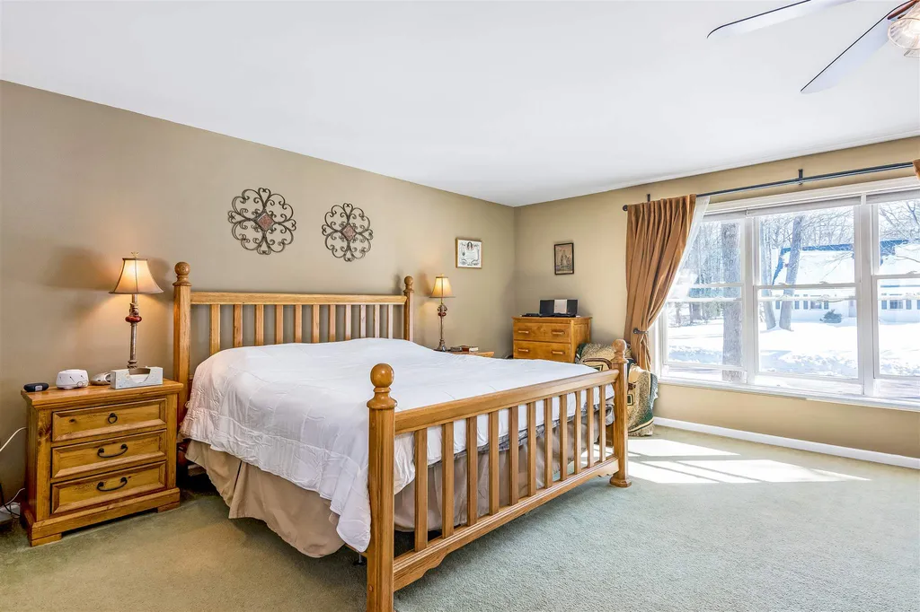 418 Oak Circle Colchester VT 05446