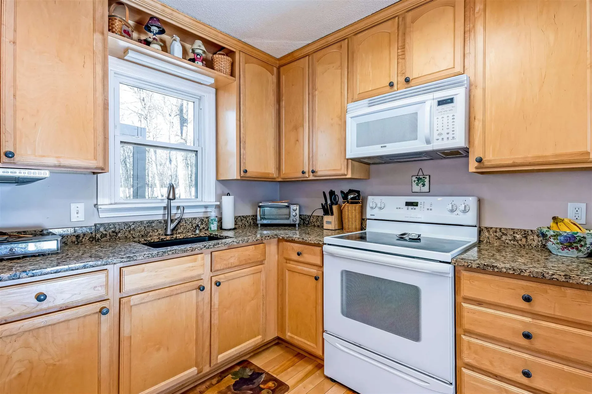 418 Oak Circle Colchester VT 05446