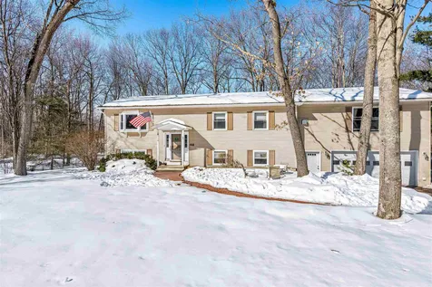 418 Oak Circle Colchester VT 05446