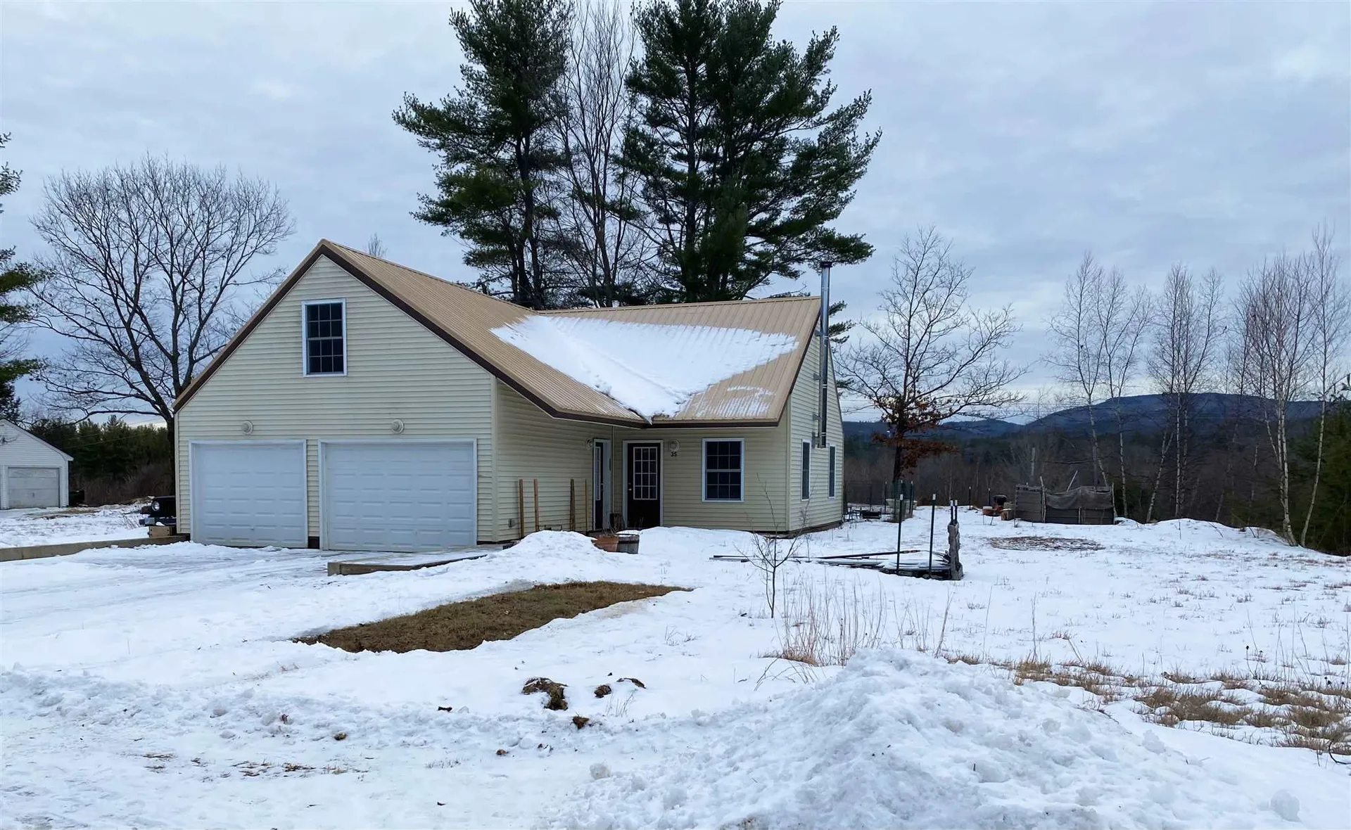 35 Morgan Drive Plymouth NH 03264