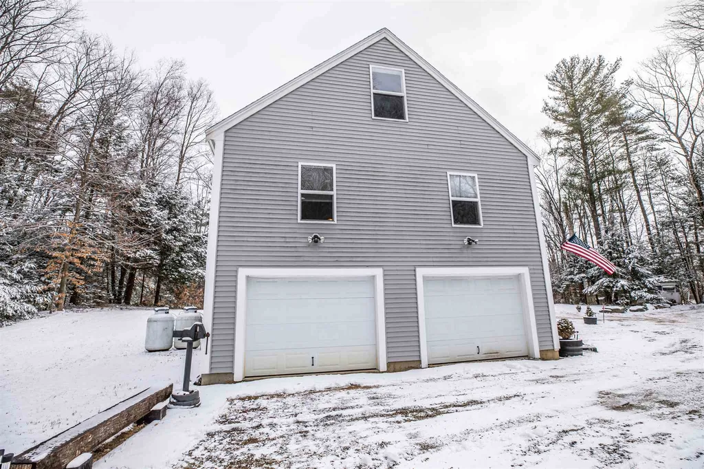 73b Scrabble Road Brentwood NH 03833