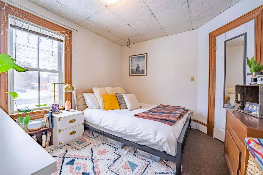 45 Harbor Road Shelburne VT 05482