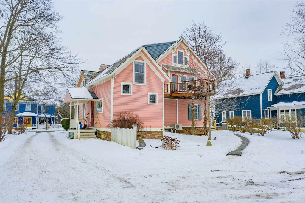 45 Harbor Road Shelburne VT 05482
